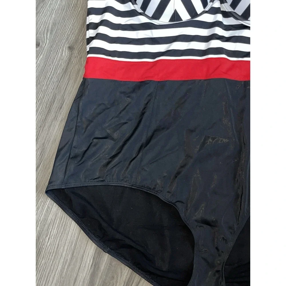 TORRID Womens SWIMSUIT  One Piece Black Red Underwire Bra Size 5 (28) NWT‎